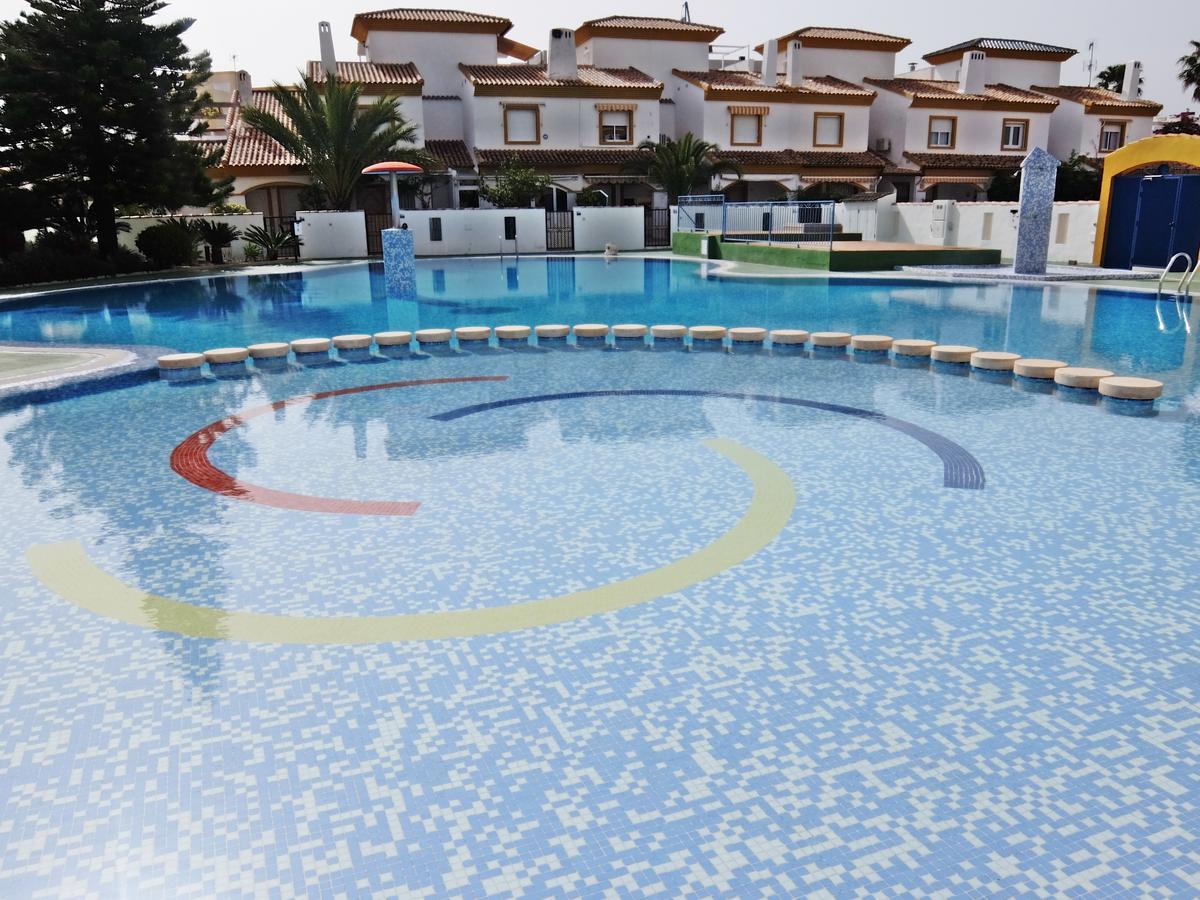 Apartamento Familiar Junto A La Playa De San Fernando - Appartement *
